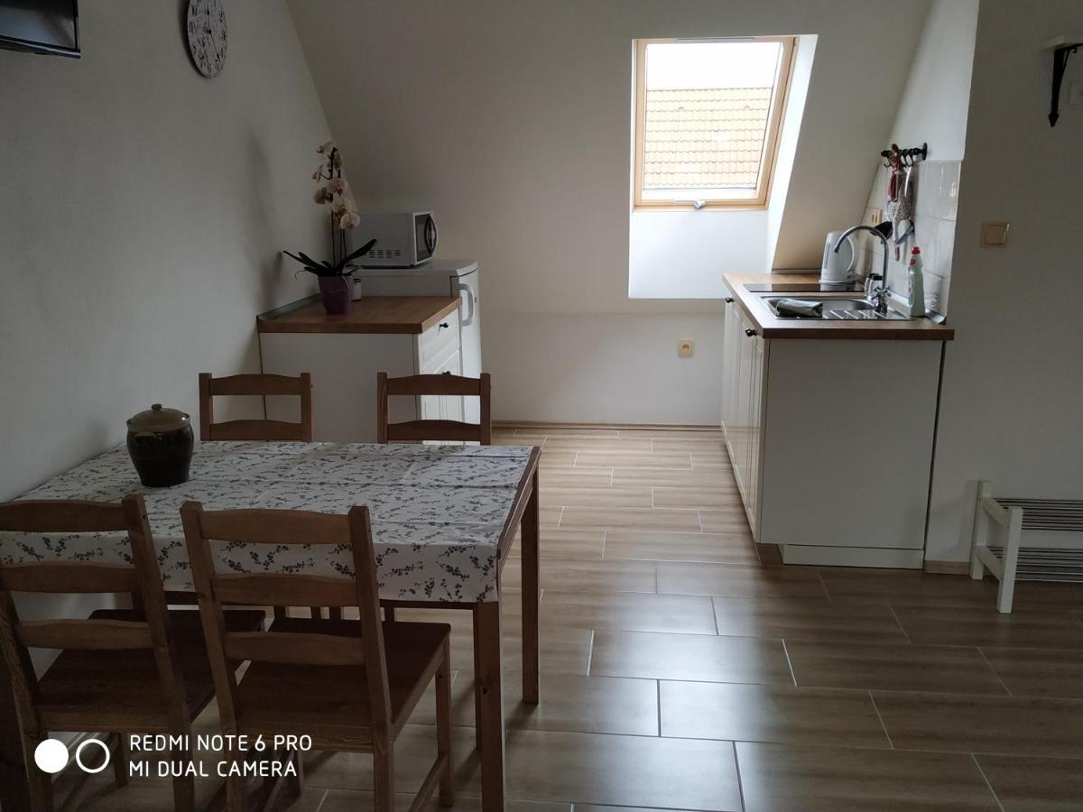 Ubytovani Ve Stodole Stráž nad Nežárkou Extérieur photo