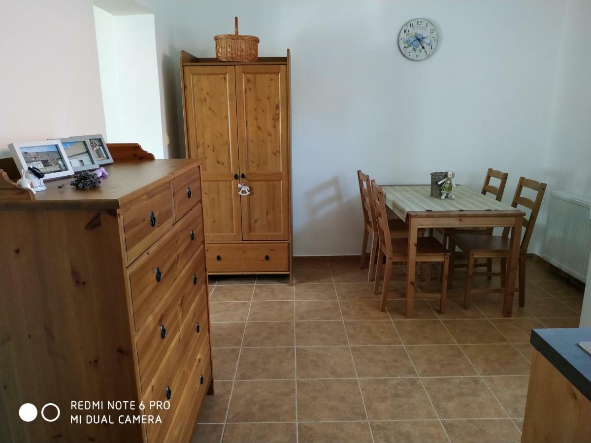 Ubytovani Ve Stodole Stráž nad Nežárkou Extérieur photo