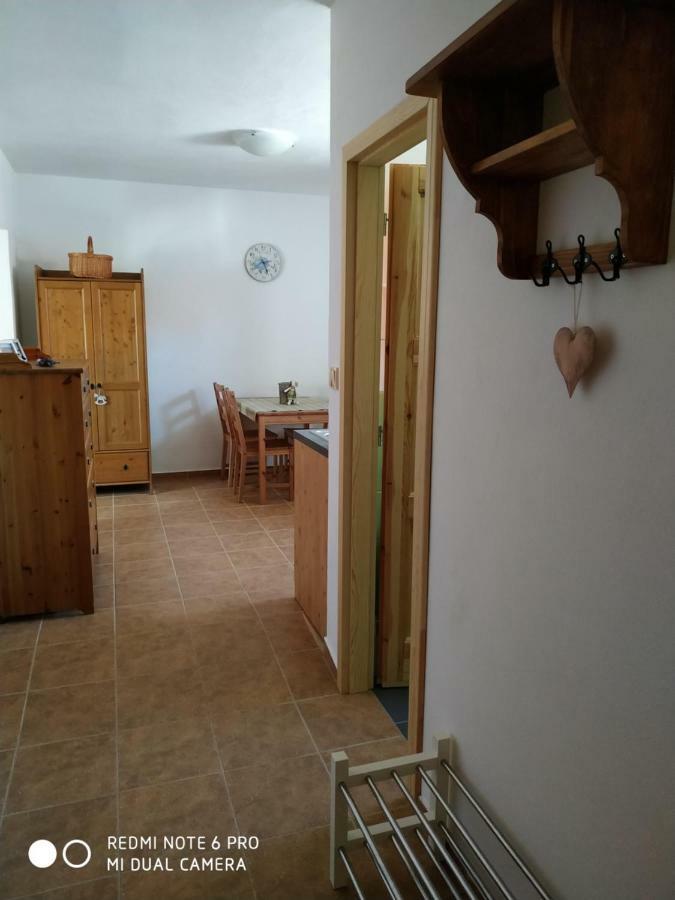 Ubytovani Ve Stodole Stráž nad Nežárkou Extérieur photo
